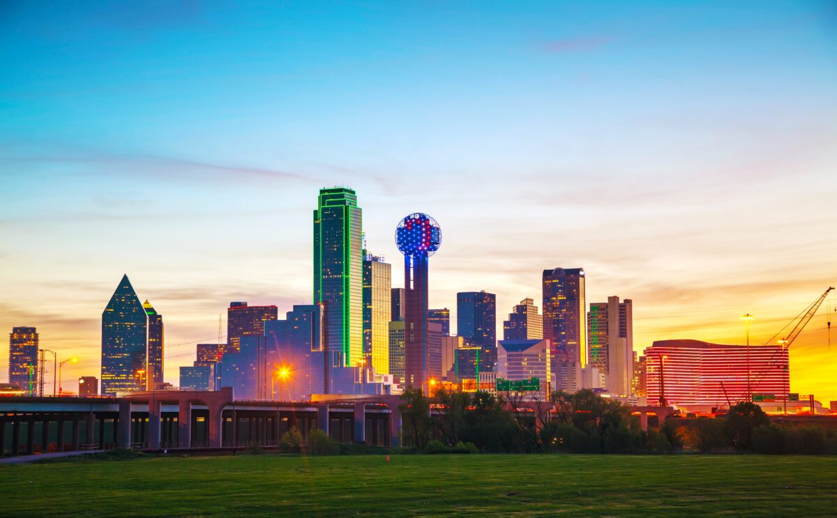 Overview of downtown Dallas in the morning - Texas View