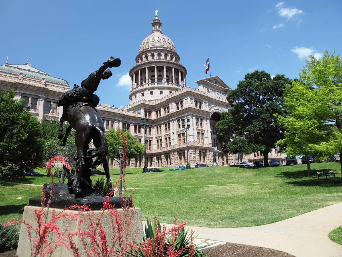 Texas State Capitol gardens and statue - Texas View