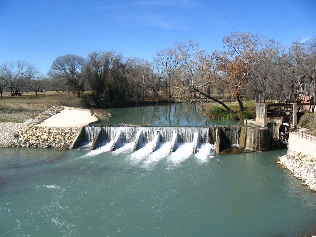 San Marcos River at Luling - Texas View