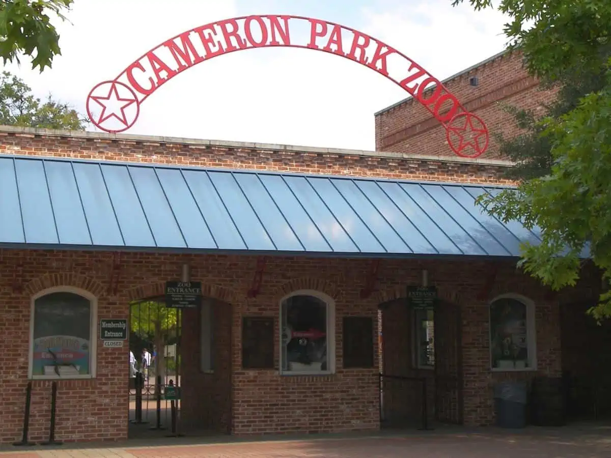Waco Cameron Park Zoo - Texas News, Places, Food, Recreation, and Life.