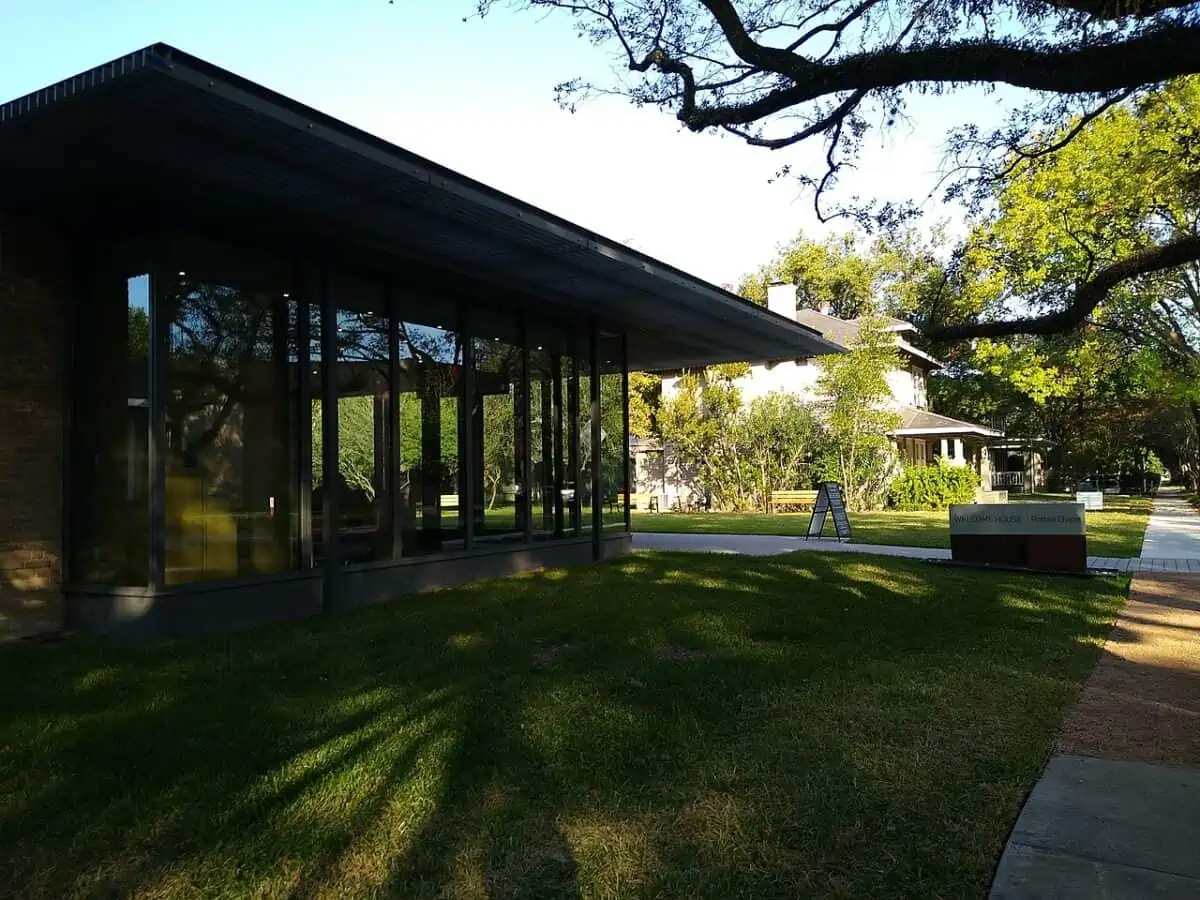 Rothko Chapel Welcome House. - Texas News, Places, Food, Recreation, And Life.