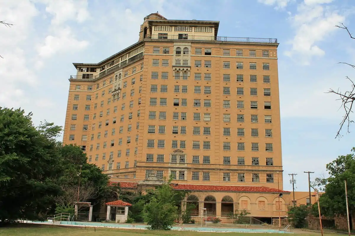 The Baker Hotel in Mineral Wells Side View - Texas View