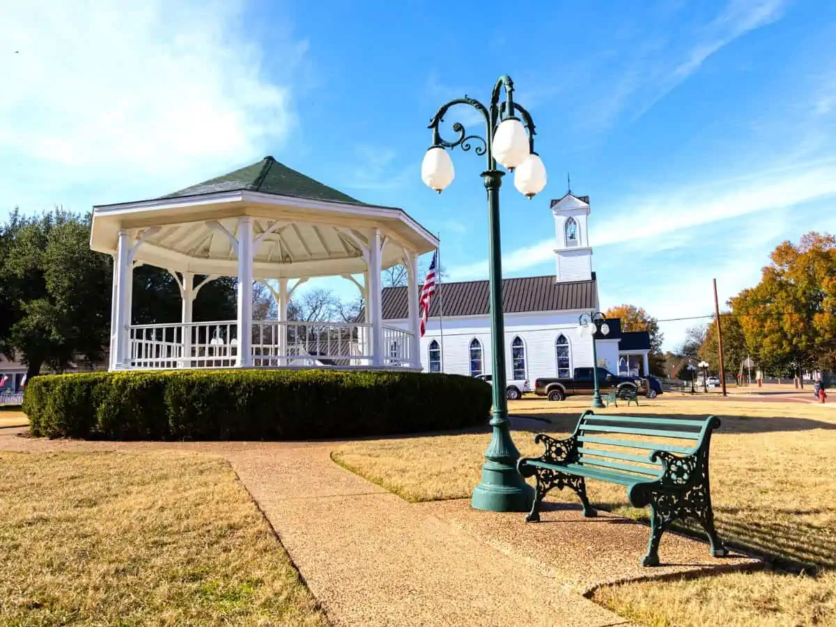The Gazebo On Otstott Park In Jefferson Texas. - Texas News, Places, Food, Recreation, And Life.