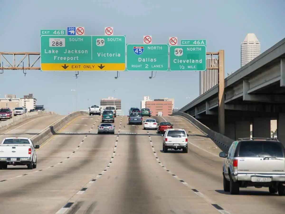 Traffic Flows To Houston - Texas News, Places, Food, Recreation, And Life.