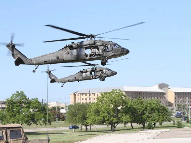 Fort Hood EOD teams bring boom to yearly competition. - Texas View