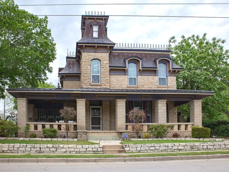 R.W. Kindel House is located in Weatherford Texas - Texas View