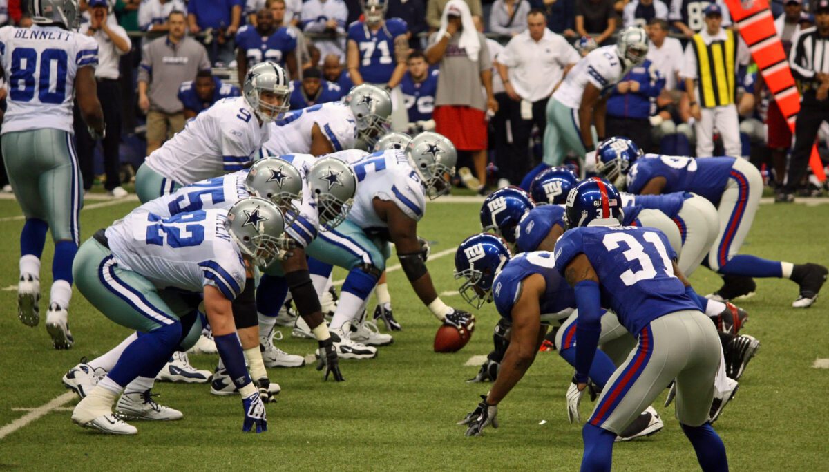 The Dallas Cowboys Line Up Against The New York Giants - Texas News, Places, Food, Recreation, And Life.
