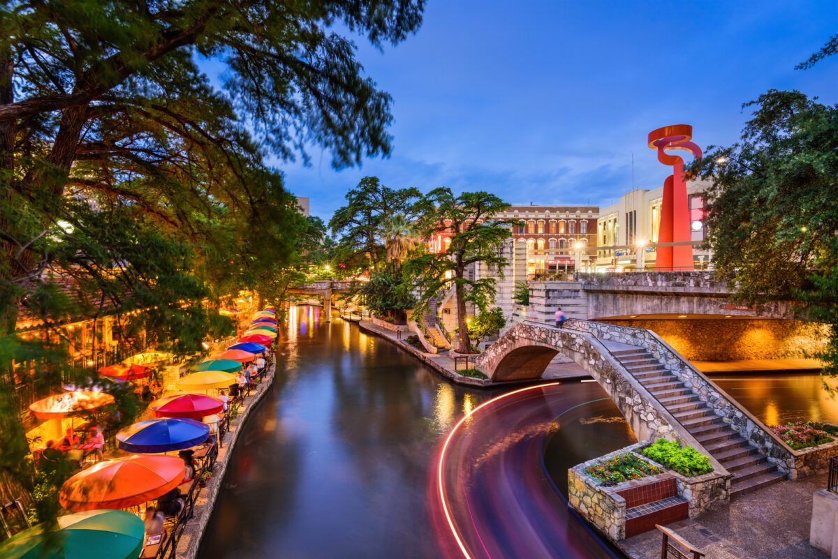 The Riverwalk In San Antonio Is One Of The Best Free Attractions In The City - Texas News, Places, Food, Recreation, And Life.