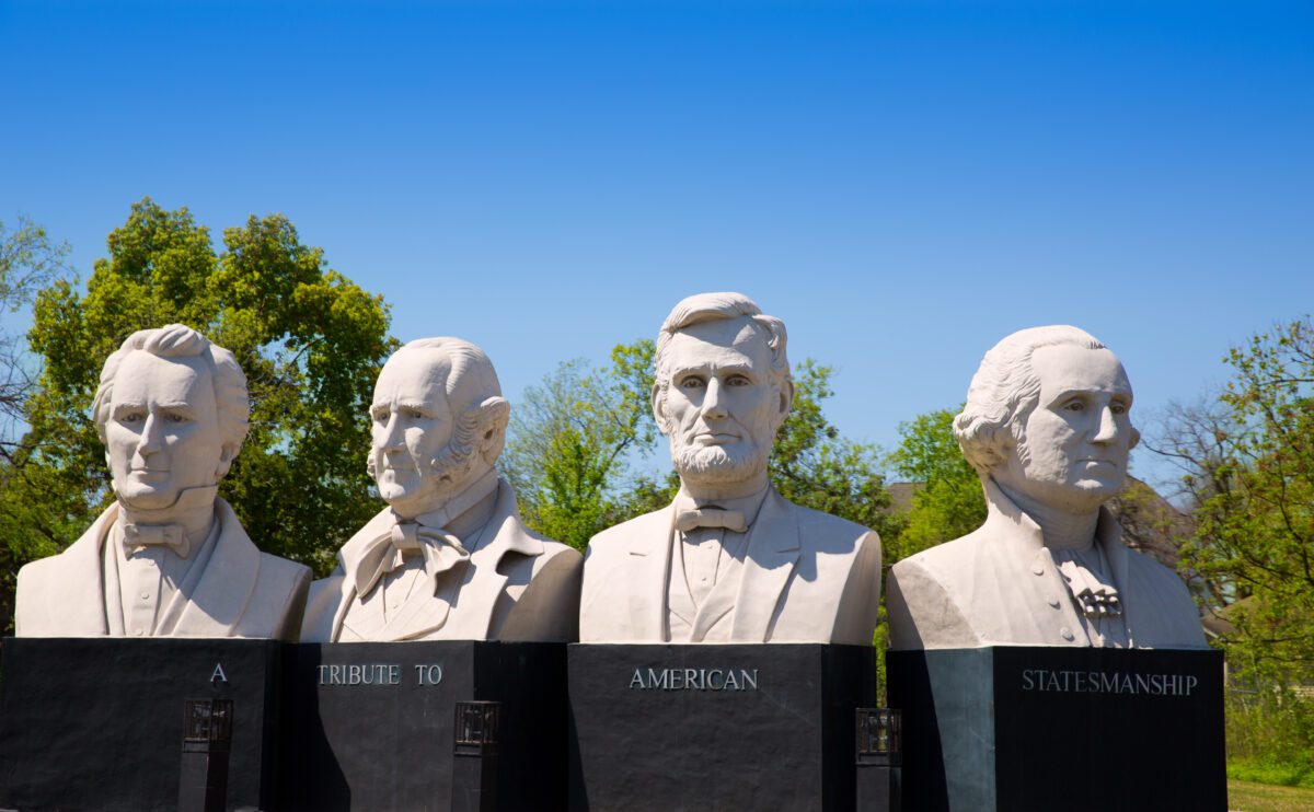 Busts of four statesmen carved statues on Houston - Texas View