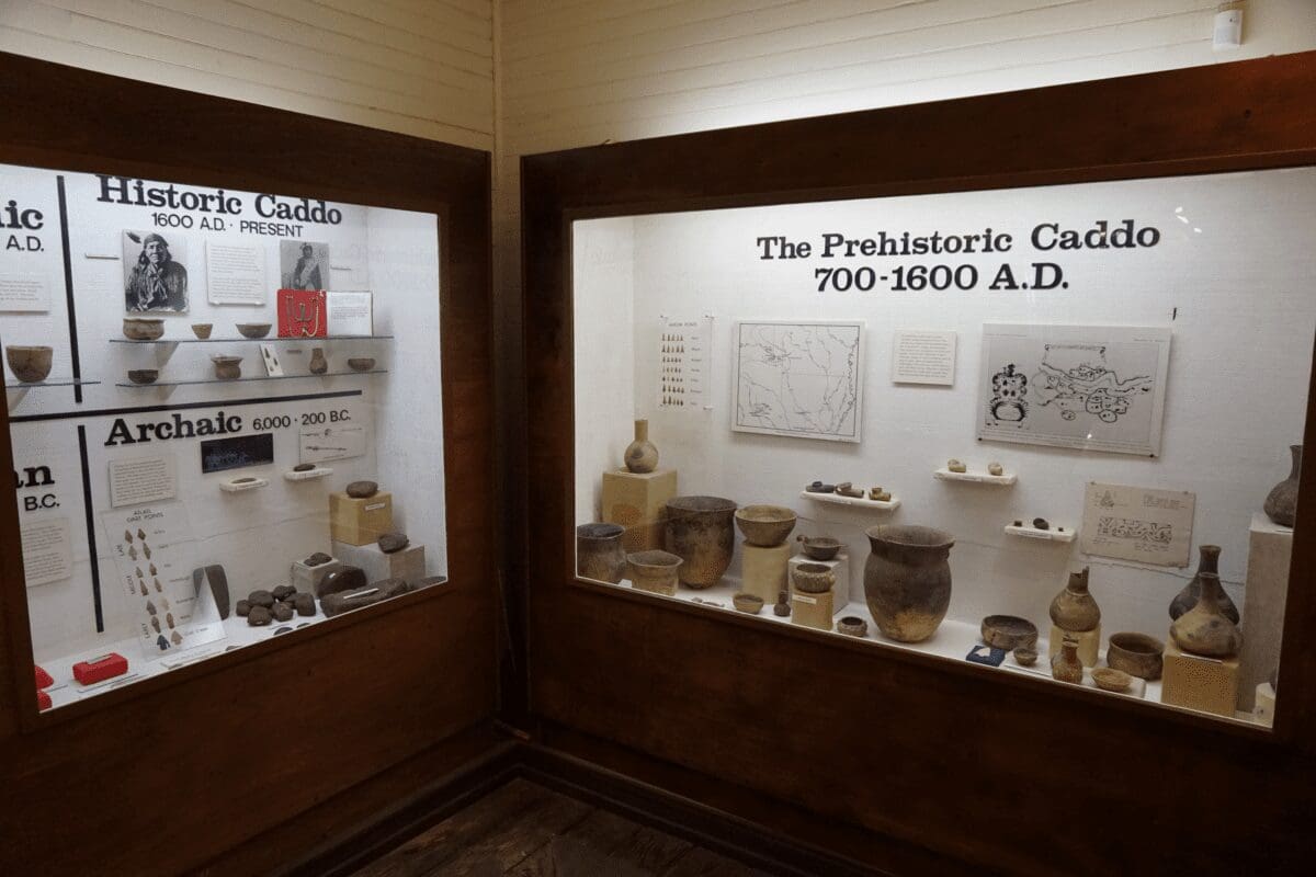 Northeast Texas Rural Heritage Museum August 2015 05 (Caddo displays)